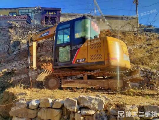 三一重工SY75履带式挖掘机