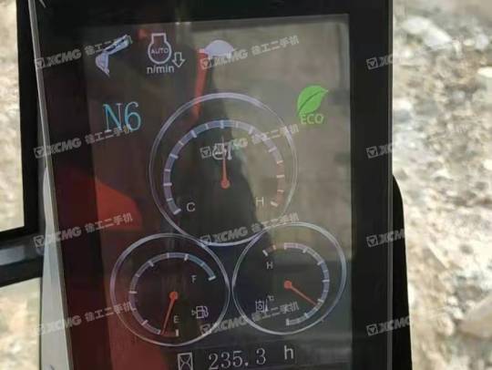 徐工XE200D履带式挖掘机