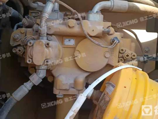 卡特彼勒320D2履带式挖掘机