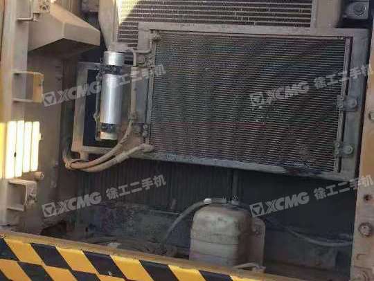 卡特彼勒320D2履带式挖掘机