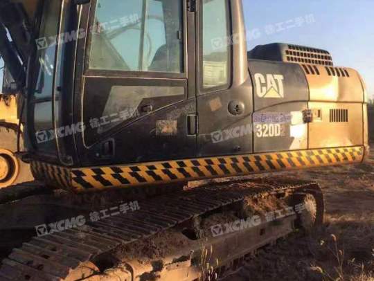卡特彼勒320D2履带式挖掘机