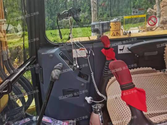 三一重工SY60履带式挖掘机