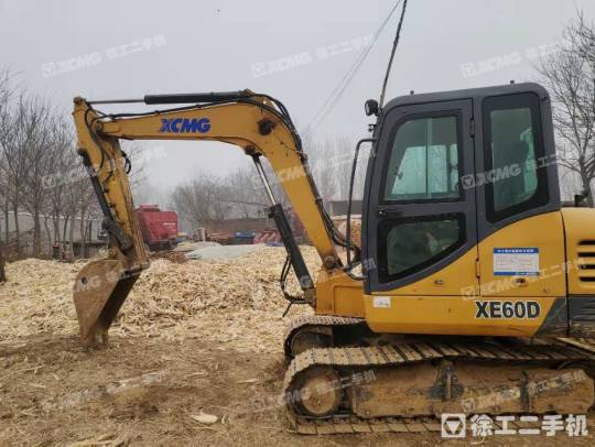 徐工XE60履带式挖掘机