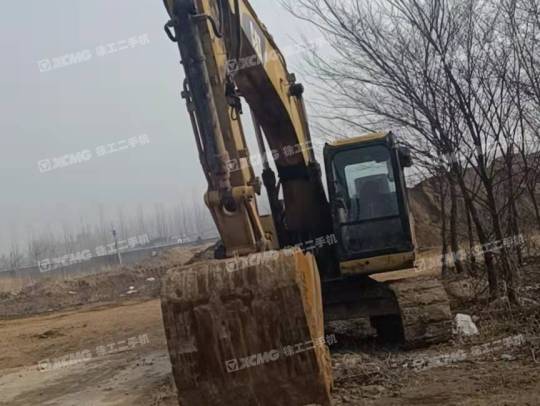 卡特彼勒320D履带式挖掘机