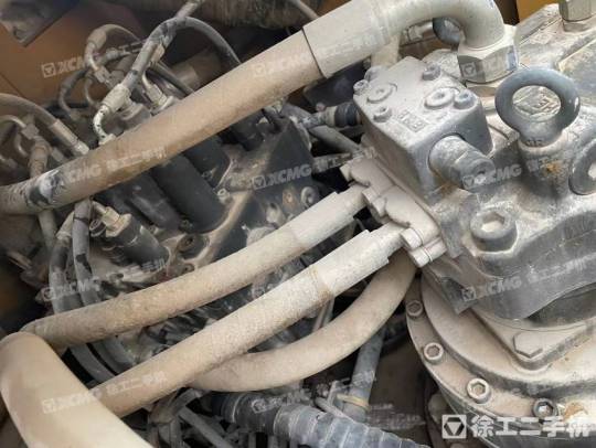 徐工XE215D履带式挖掘机