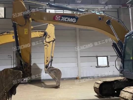 徐工XE200D履带式挖掘机