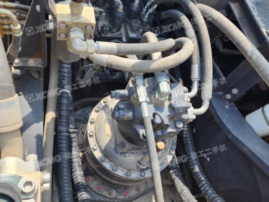 徐工XE550DK履帶式挖掘機