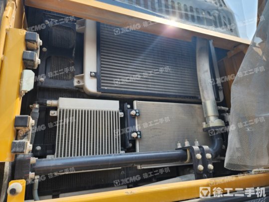 徐工XE550DK履帶式挖掘機