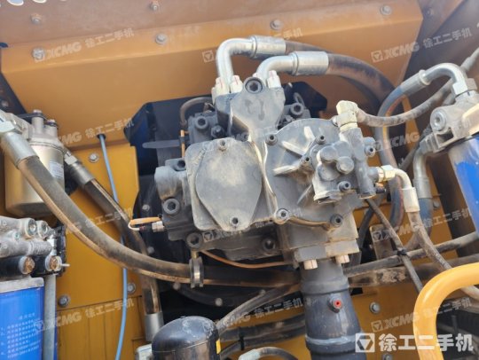 徐工XE550DK履帶式挖掘機