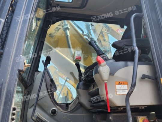 徐工XE550DK履帶式挖掘機