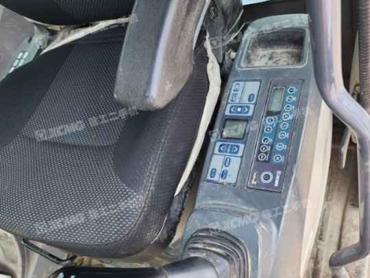 徐工XE550DK履帶式挖掘機