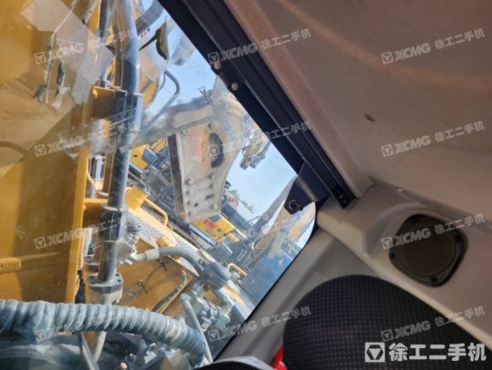 徐工XE550DK履帶式挖掘機