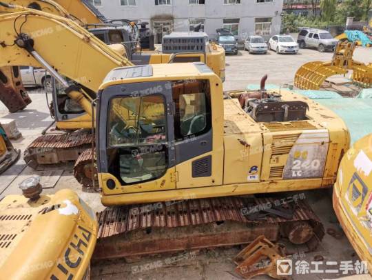 小松PC240LC-8履带式挖掘机