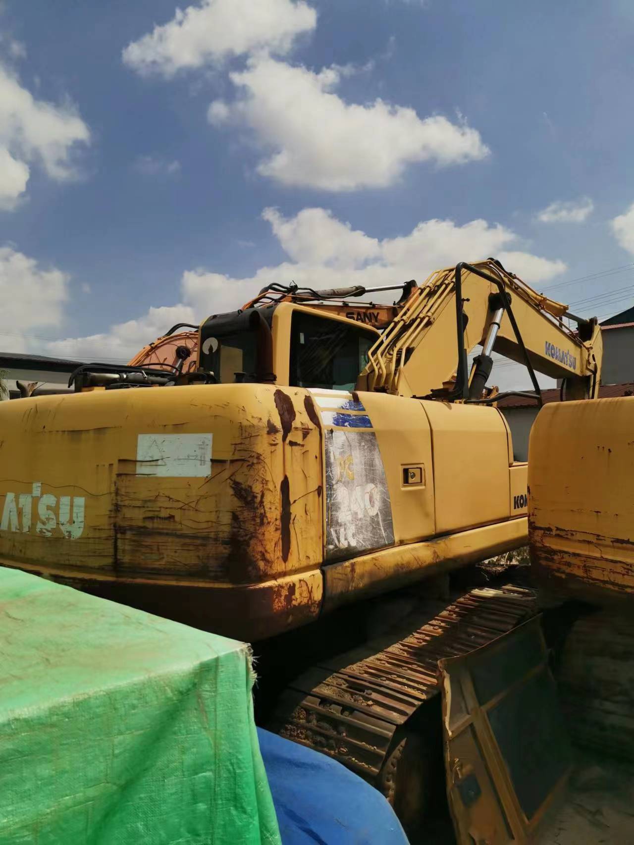 小松PC240LC-8履带式挖掘机