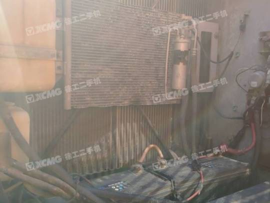 日立ZX200LC履帶式挖掘機