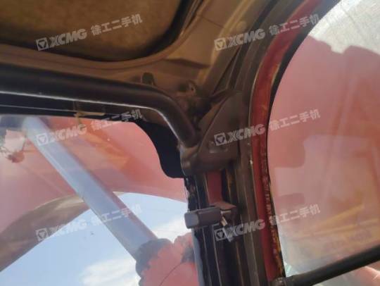 日立ZX200LC履帶式挖掘機