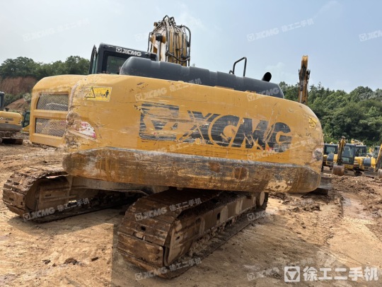 徐工XE215DA履帶式挖掘機