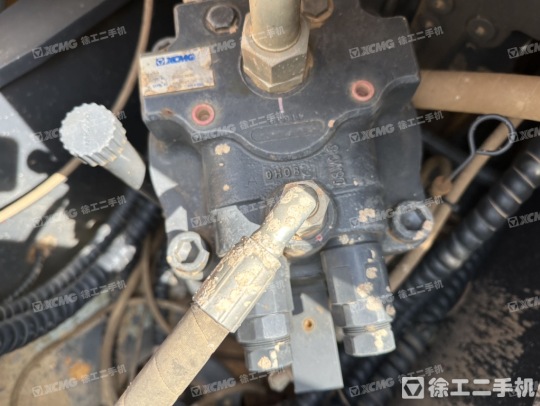 徐工XE200DA履帶式挖掘機