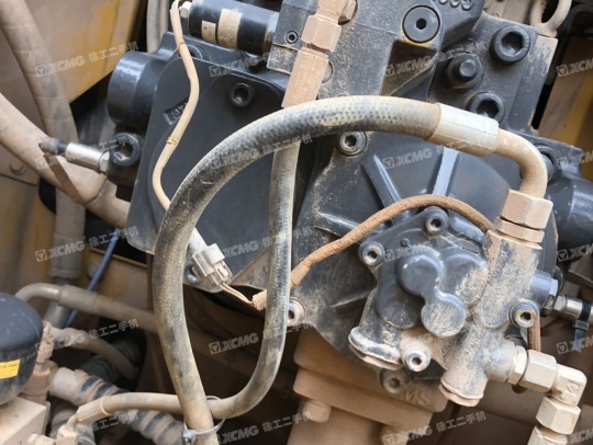 徐工XE490DK履带式挖掘机