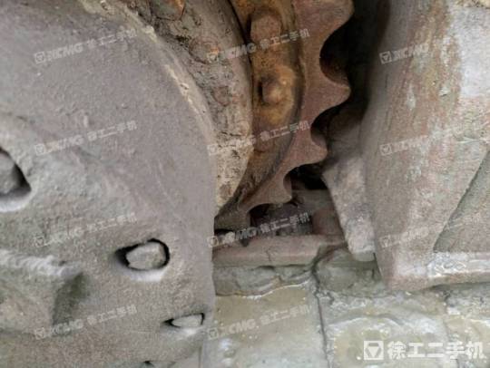 日立ZX240履带式挖掘机