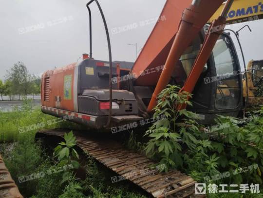 日立ZX240履带式挖掘机