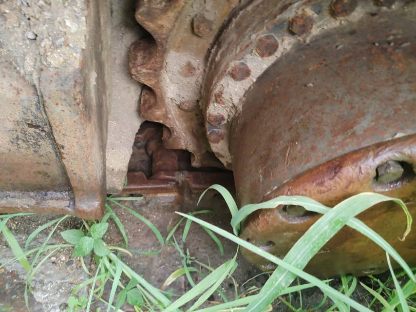 日立ZX240履带式挖掘机