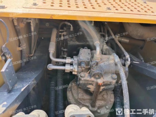 徐工XE245DK履帶式挖掘機