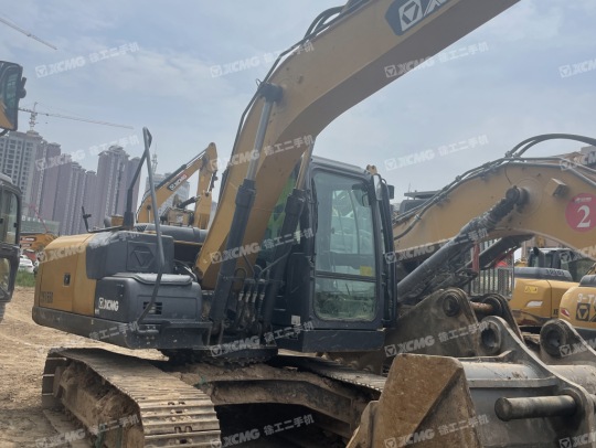 徐工XE135D履帶式挖掘機