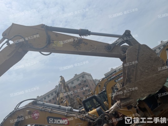 徐工XE135D履帶式挖掘機