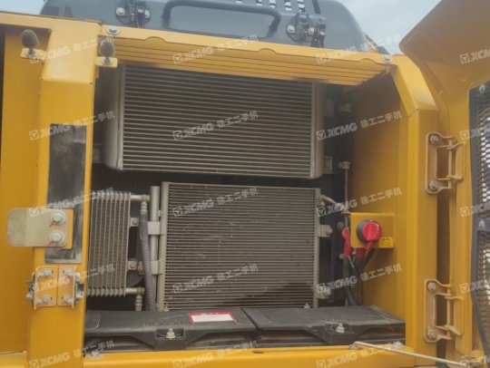 徐工XE205DA履帶式挖掘機