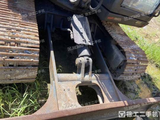 山東力士LS80履帶式挖掘機