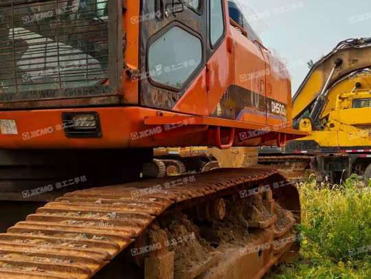 斗山DH500LC-7履带式挖掘机