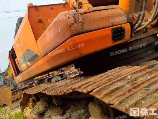 斗山DH500LC-7履带式挖掘机