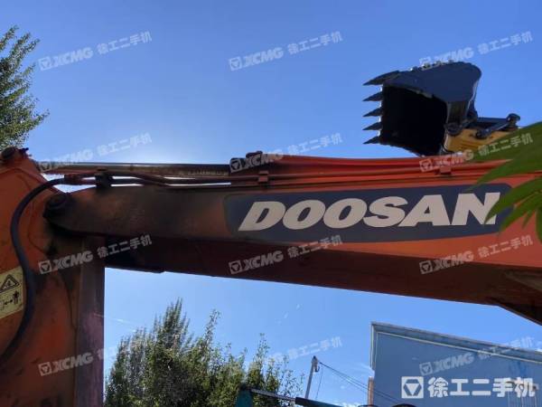 沃得重工W260-7履帶式挖掘機