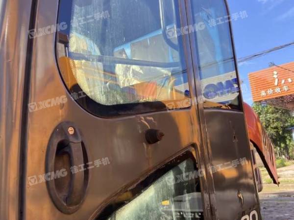 沃得重工W260-7履帶式挖掘機