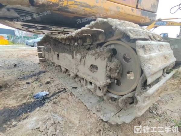 雷沃重工FR80-7履帶式挖掘機