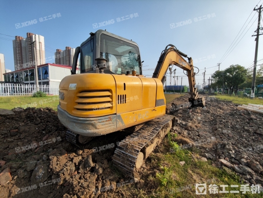 徐工XE60CA履带式挖掘机