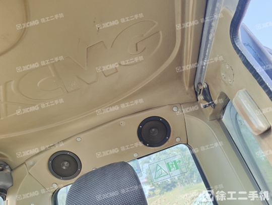 徐工XE60CA履带式挖掘机