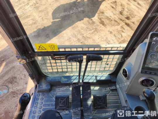 徐工XE380DK履带式挖掘机