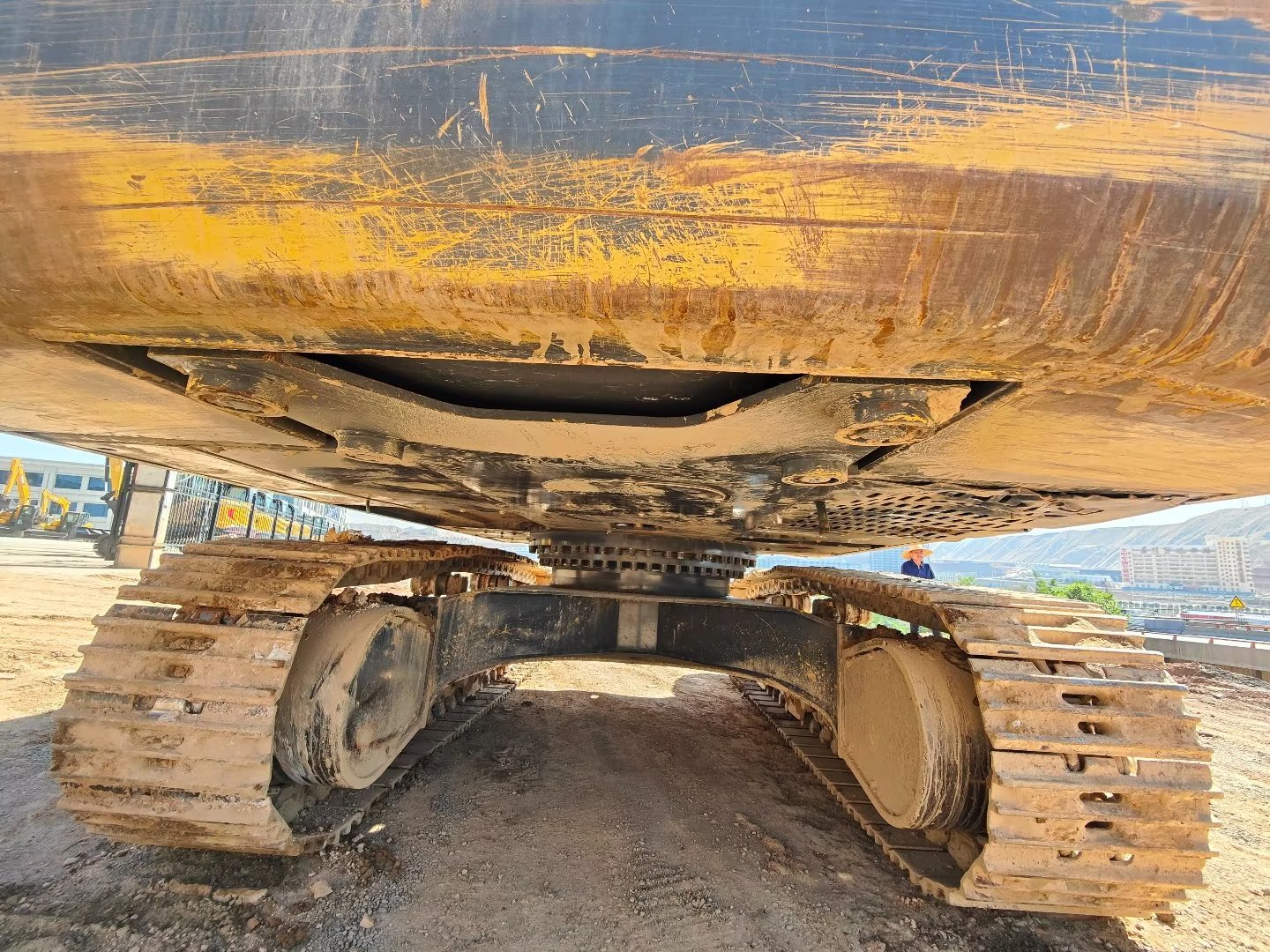 徐工XE380DK履带式挖掘机