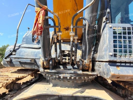 徐工XE380DK履带式挖掘机