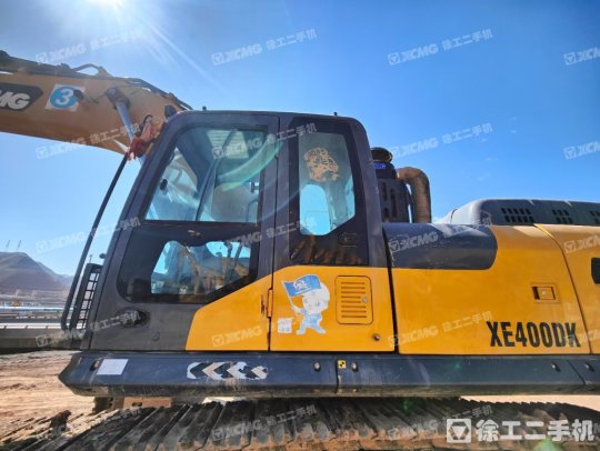 徐工XE380DK履带式挖掘机