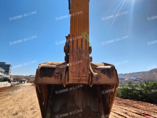 徐工XE380DK履带式挖掘机