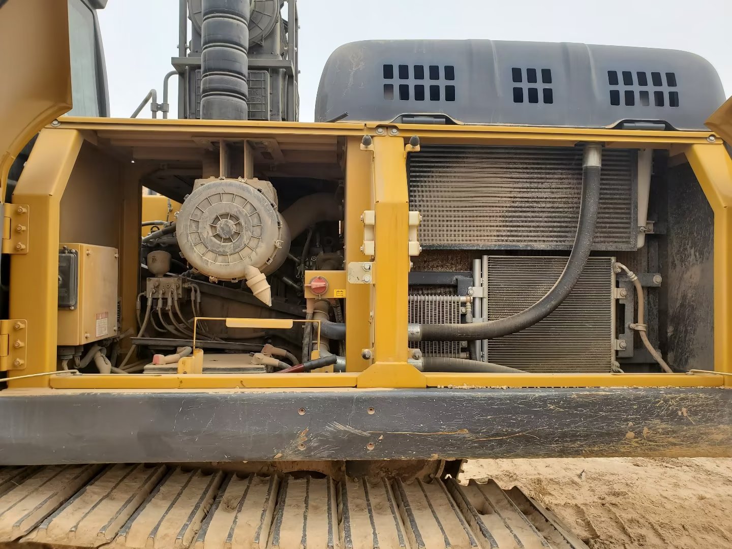 徐工XE370D履带式挖掘机