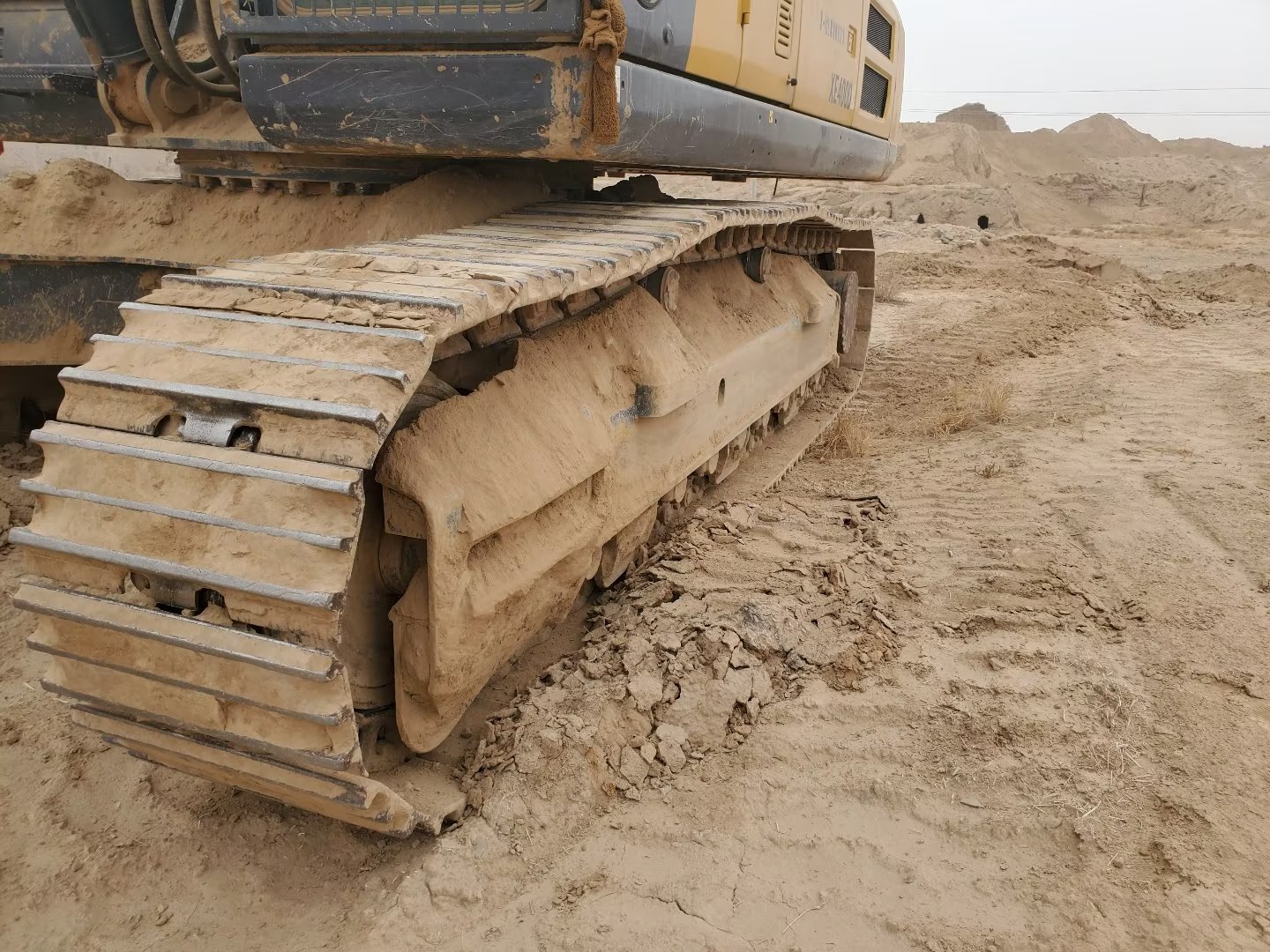 徐工XE370D履带式挖掘机