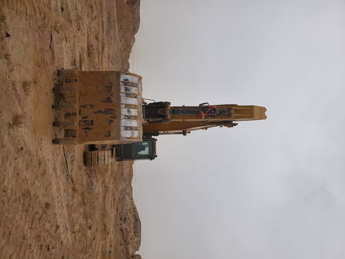 徐工XE370D履带式挖掘机