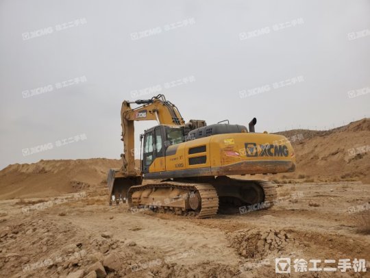 徐工XE370D履带式挖掘机