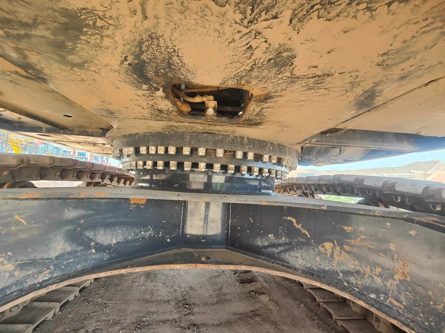 徐工XE380DK履带式挖掘机