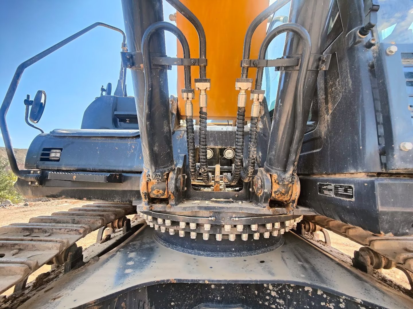 徐工XE380DK履带式挖掘机