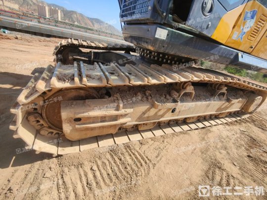 徐工XE380DK履带式挖掘机